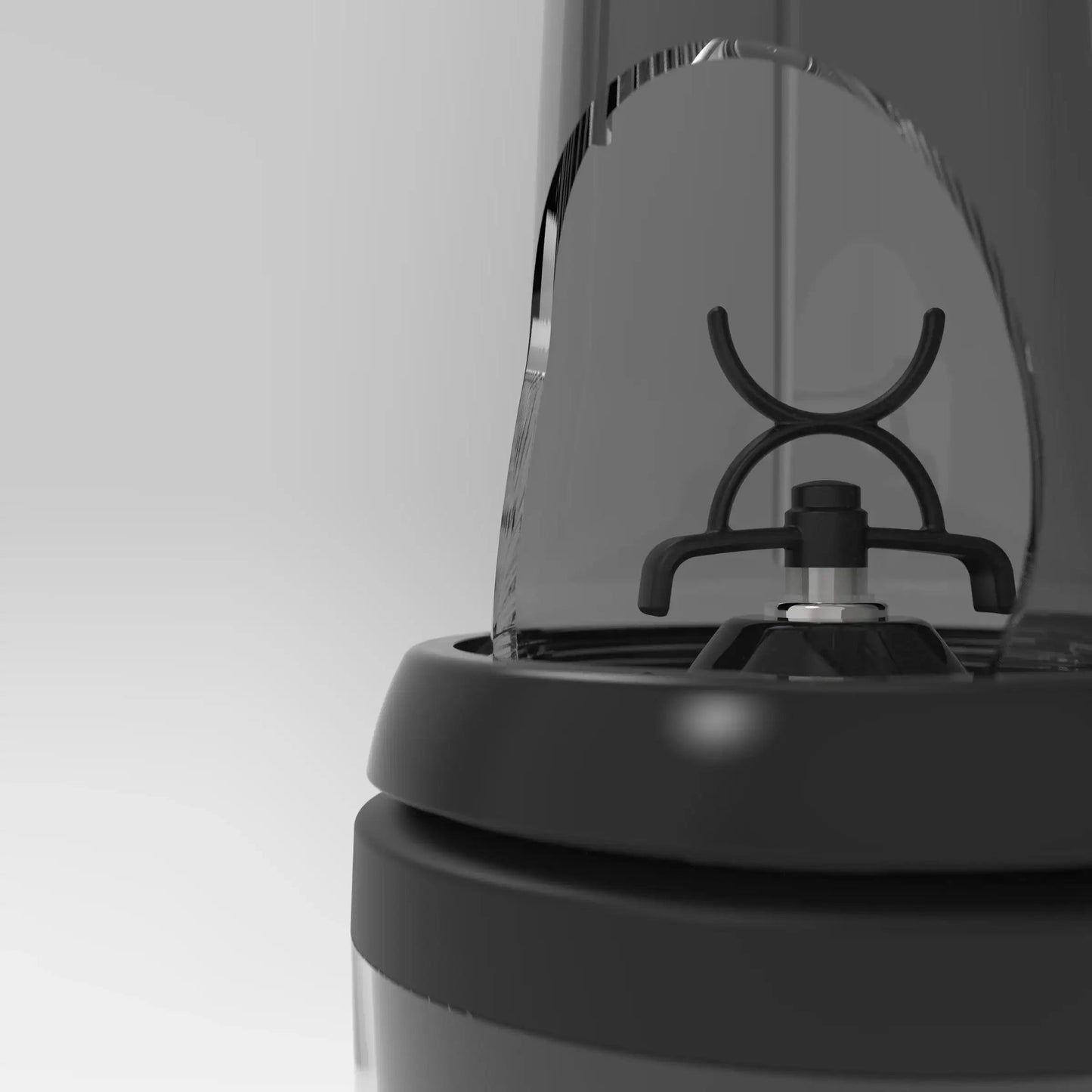 nutrition-and-protein-blender-e5 xblade_cutaway.1660.jpg